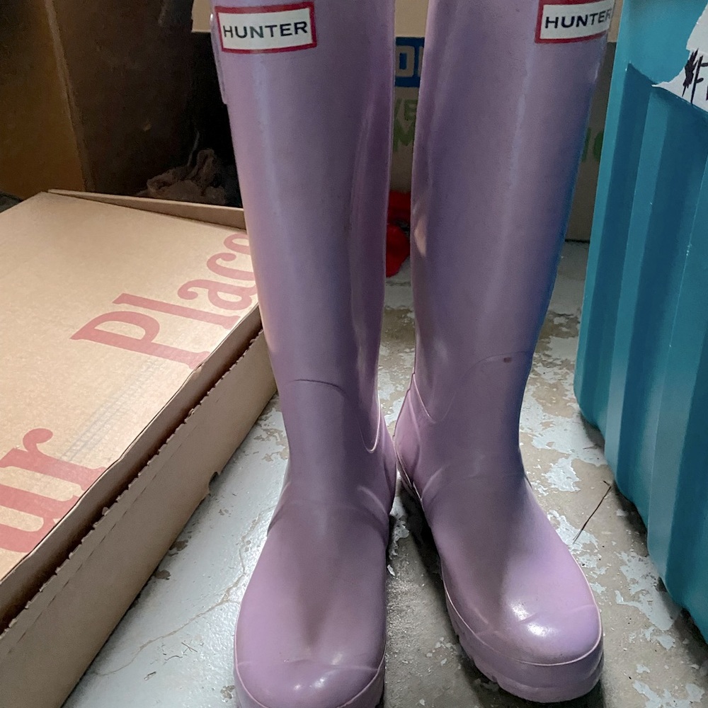 Lavender Hunter Boots Size 7